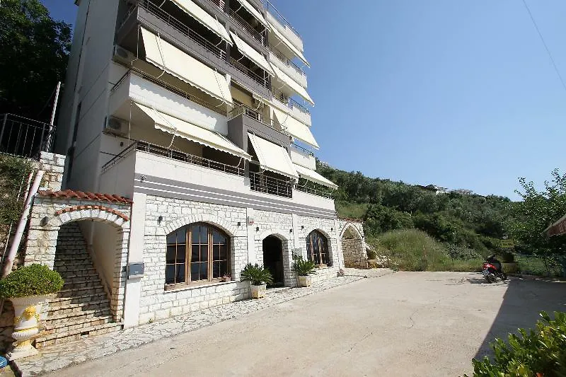 Hotel Ble Ble Vlorë 3*,