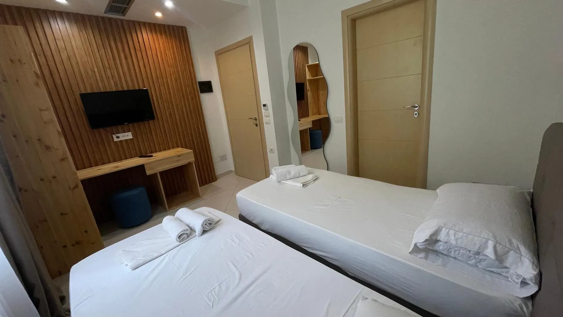 Hotel Ble Ble Vlorë 3*,  Albania