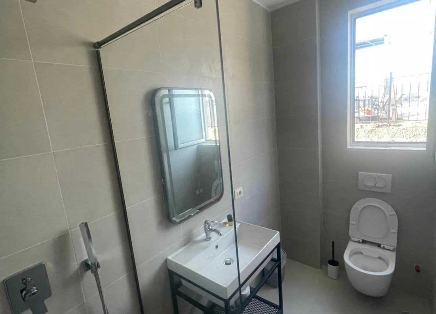 Hotel Ble Ble Vlorë 3*,  Albania